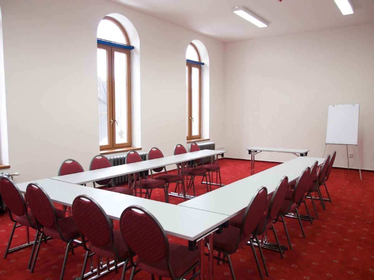 Hotel Vinar - Bed & Breakfast Kurdějov المظهر الخارجي الصورة